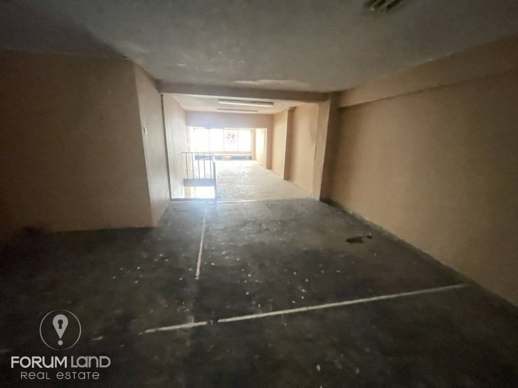 Forumland Real Estate, ισόγειο κατάστημα