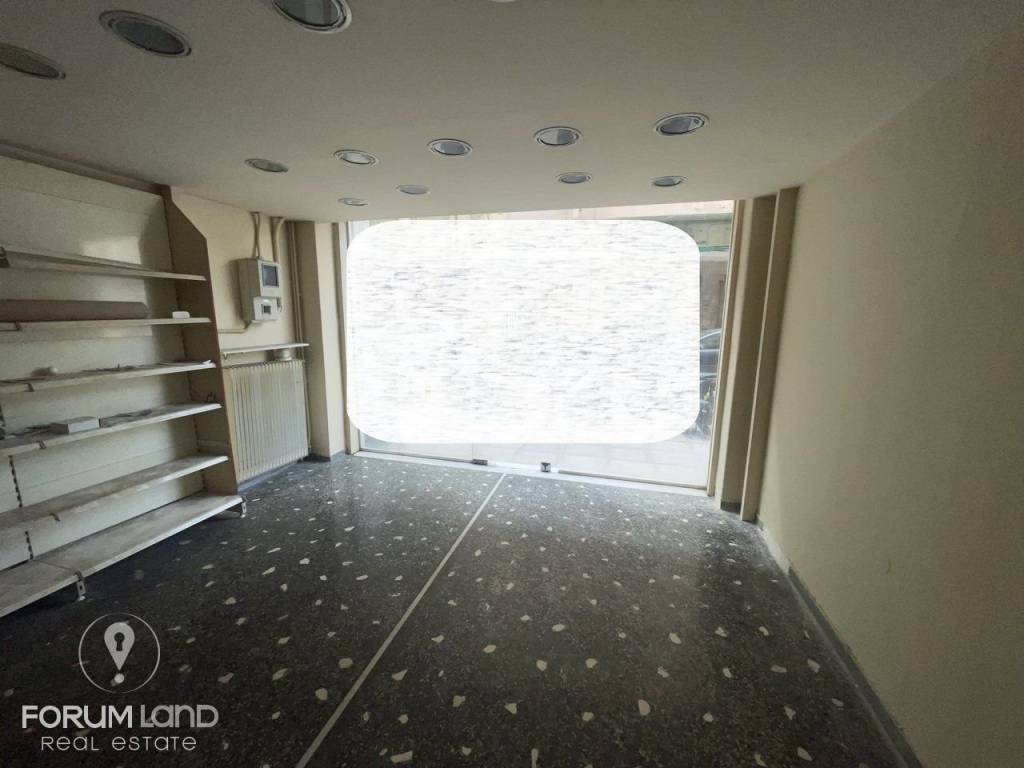 Forumland Real Estate, ισόγειο κατάστημα