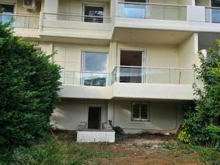 πίσω πλευρά ακινήτου