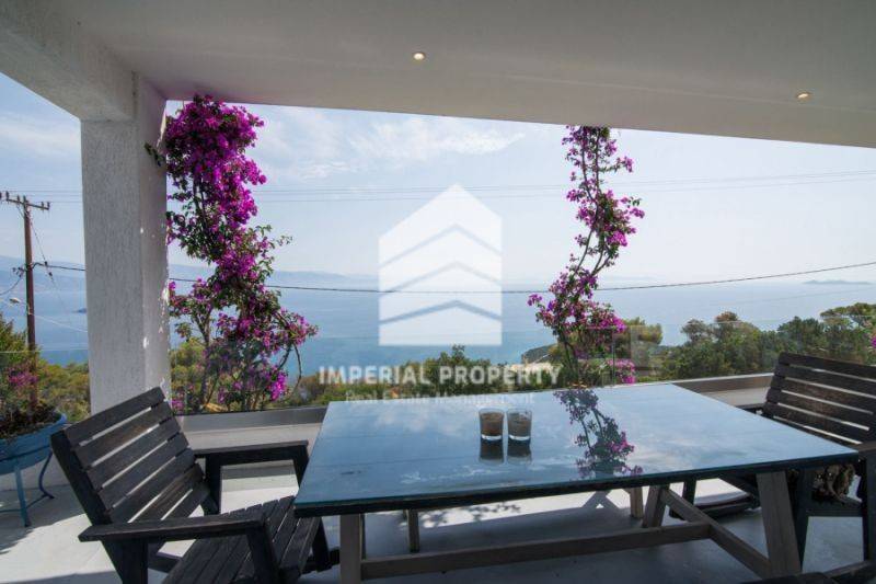 Θέα από μπαλκόνι