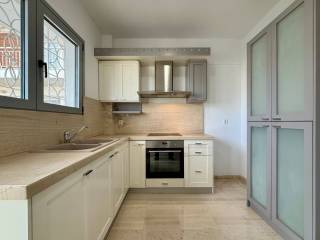 floisvos_residential_apartment_for_rent