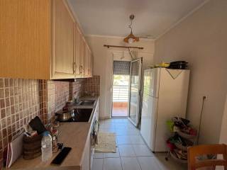 ANYPLACE MESITIKES YPERESIES