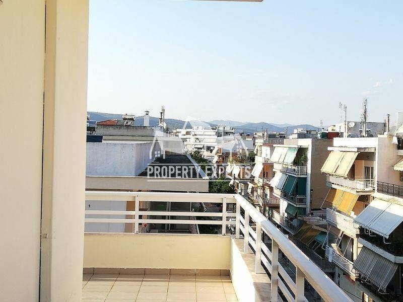 Θέα από μπαλκόνι