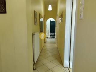 Χολ - Διάδρομος