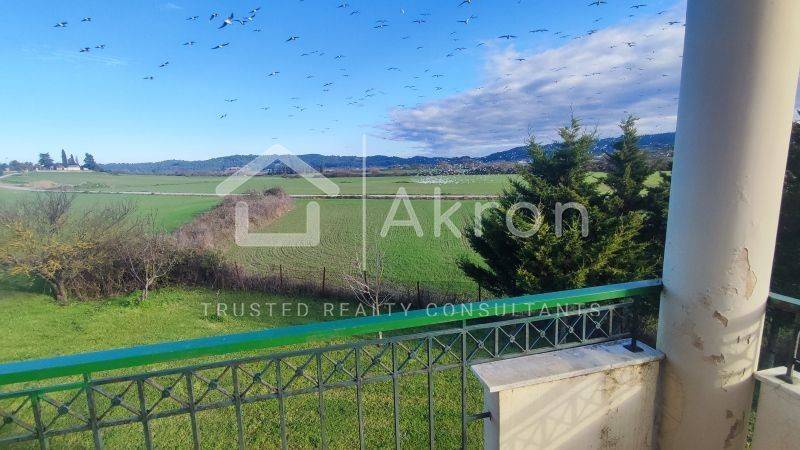 Θέα από μπαλκόνι