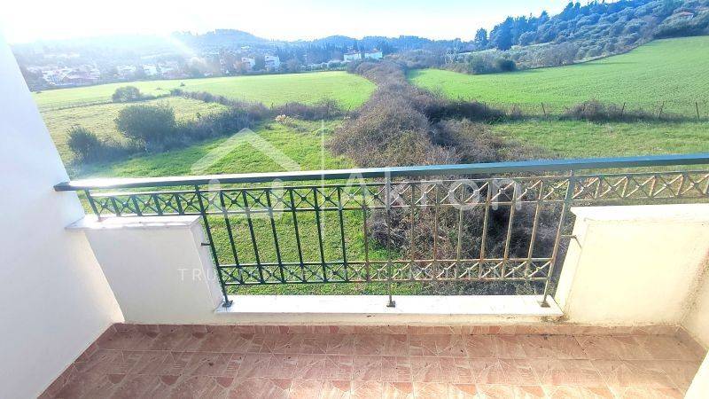 Θέα από μπαλκόνι