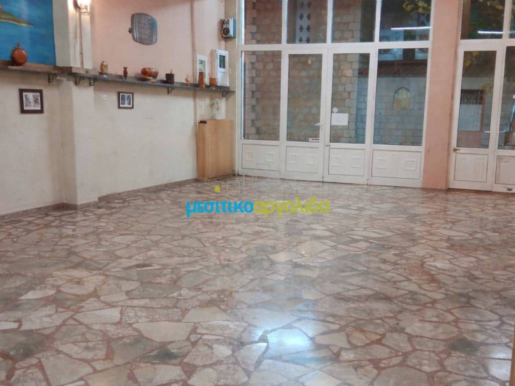 Εσωτερικοι χώροι