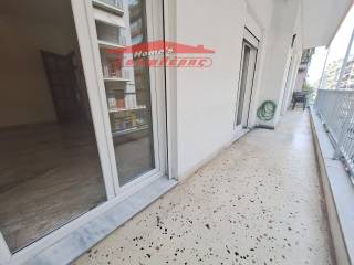 ΟΛΟΙ ΟΙ ΧΩΡΟΙ ΠΡΟΣΟΨΗ-ΓΩΝΙΑΚΟ ΜΕ 2 ΜΕΓΑΛΑ ΜΠΑΛΚΟΝΙΑ