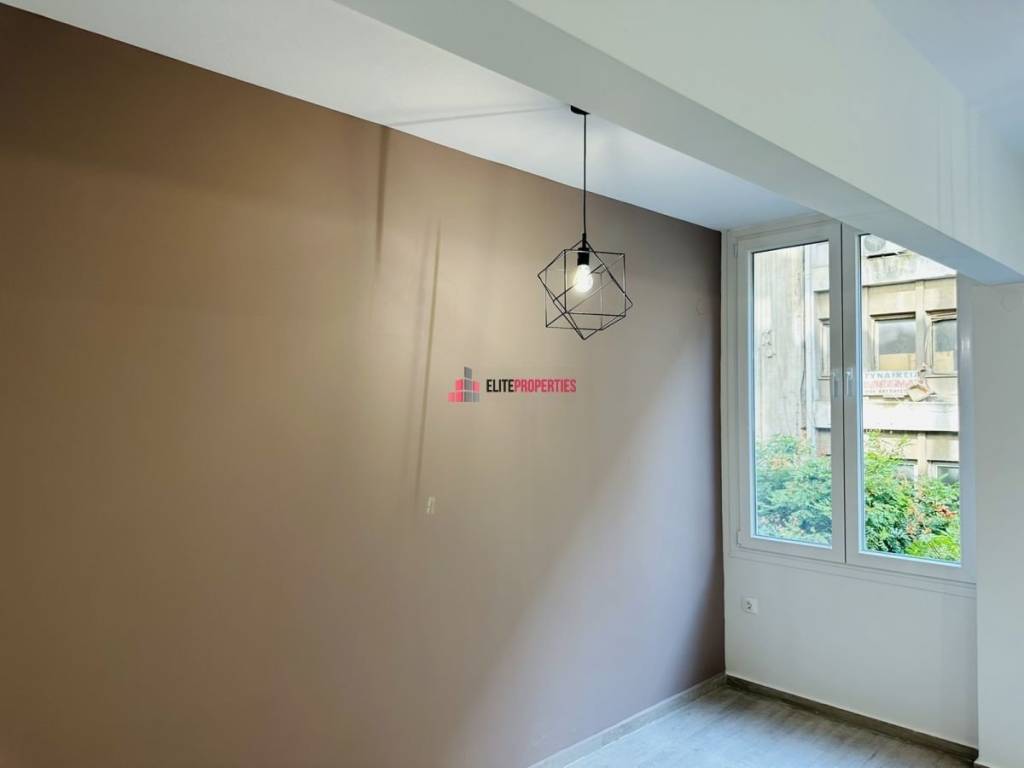 ΣΑΛΟΚΟΥΖΙΝΑ