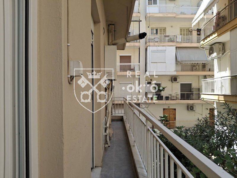 Μπαλκόνι πίσω