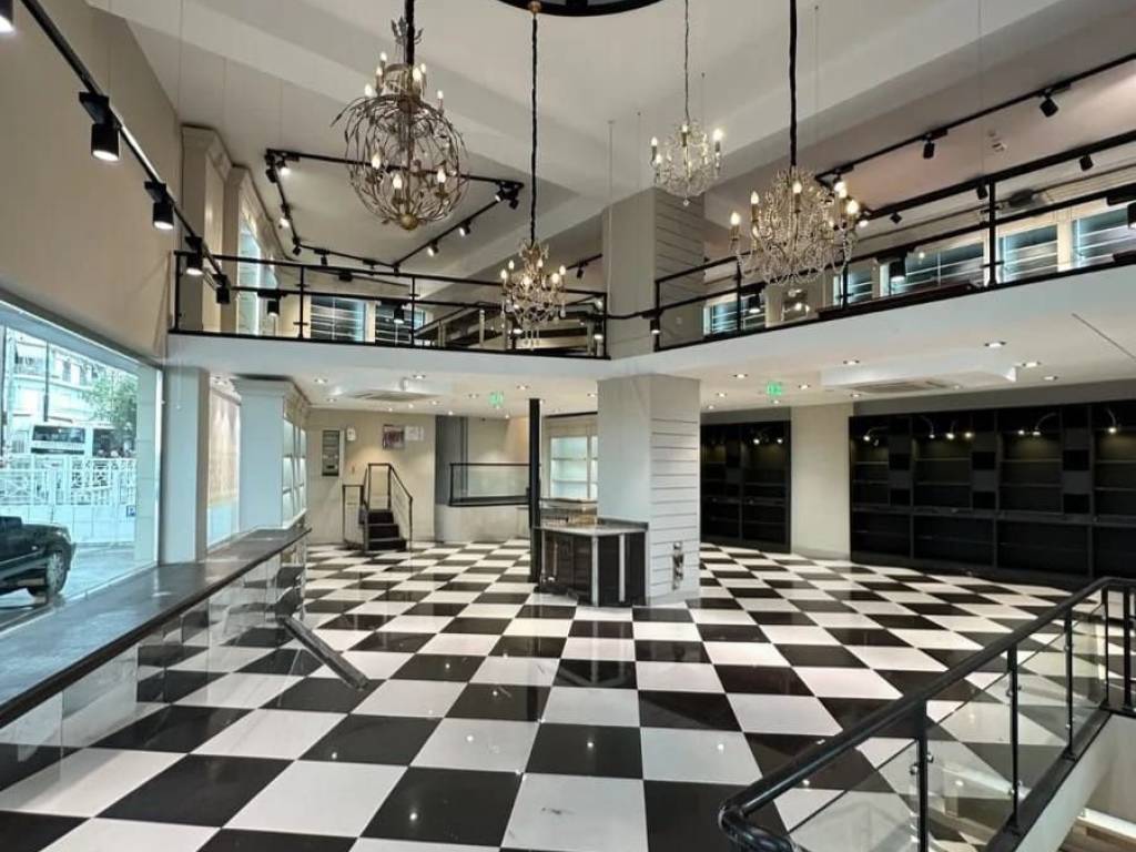 Εσωτερικοι χώροι