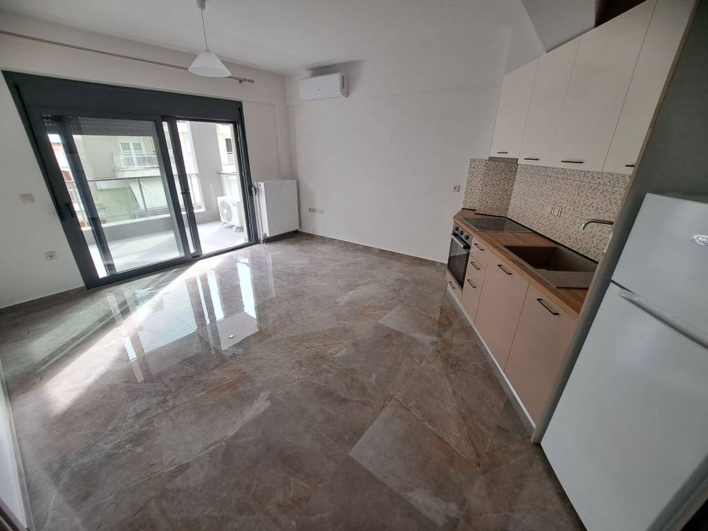 Σαλοκουζίνα