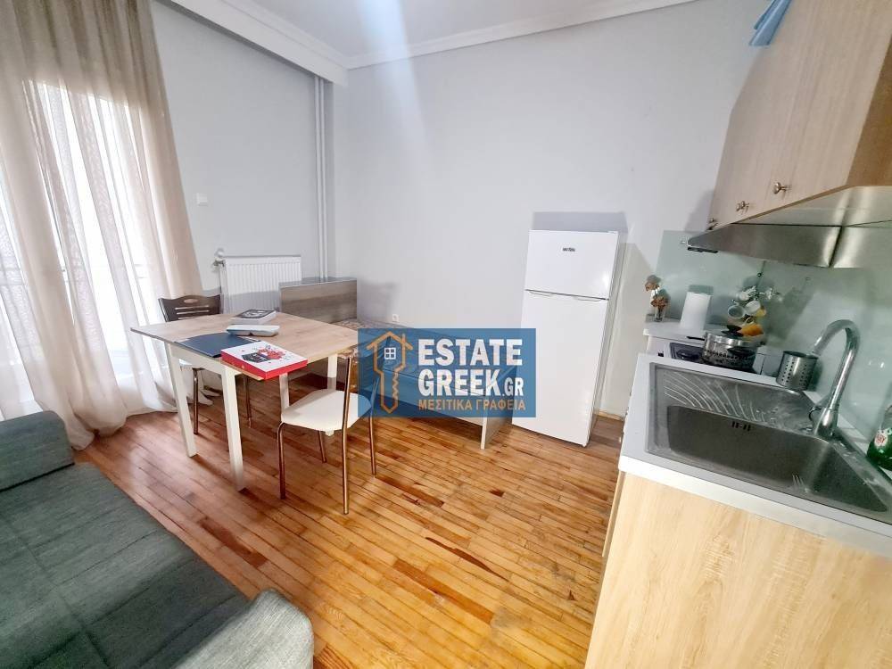 μερικώς ανακαινισμένη Γκαρσονιέρα 35τ.μ. στον 4ο όροφο