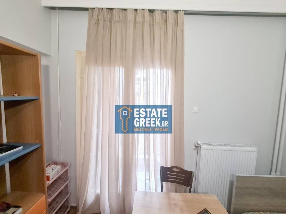 μερικώς ανακαινισμένη Γκαρσονιέρα 35τ.μ. στον 4ο όροφο