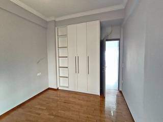 2ο υπνοδωματιο-ντουλαπα