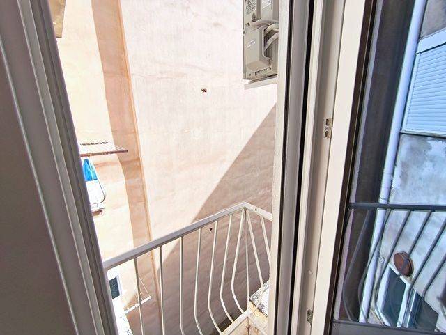 πισω μπαλκονι