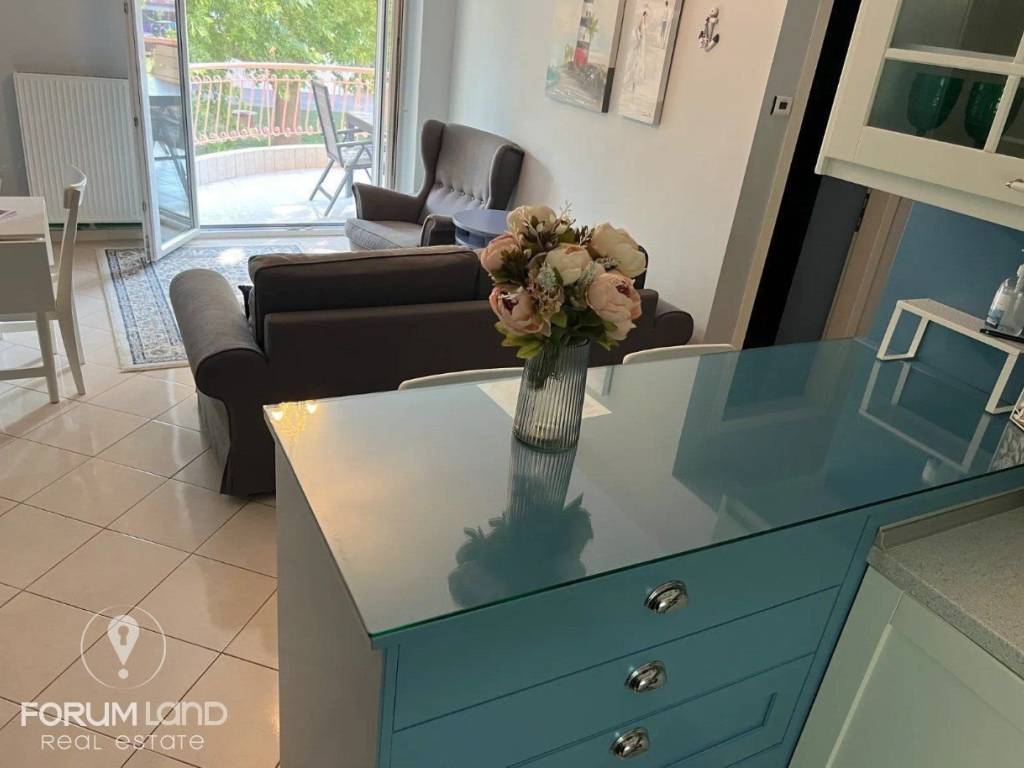 Forumland Real Estate, Σαλοκουζίνα