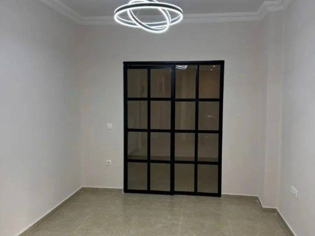 Forumland Real Estate, Καθιστικό