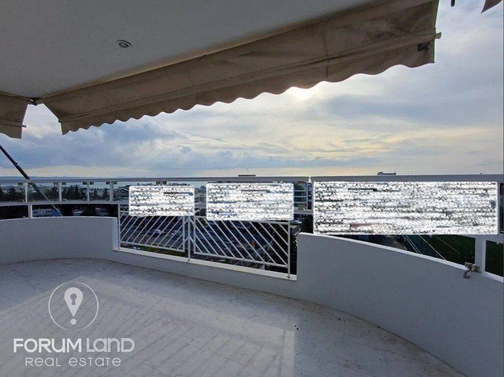 Forumland Real Estate, Βεράντες