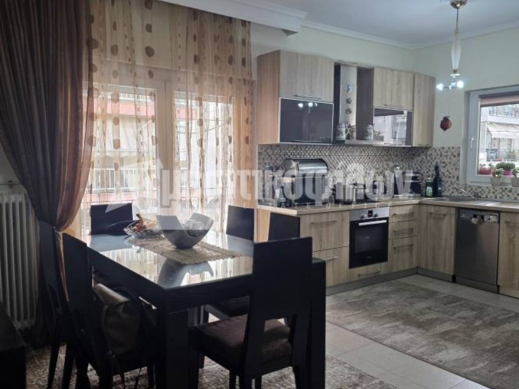 Σαλοκουζίνα