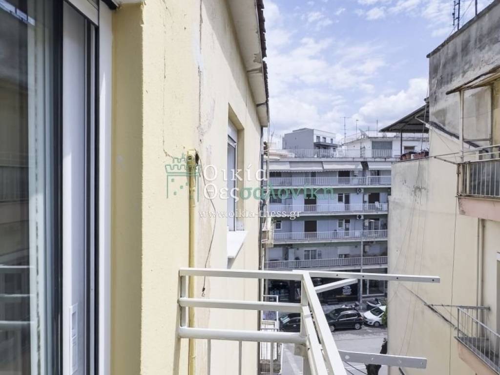 Θέα από μπαλκόνι