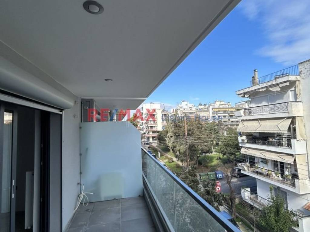 Θέα από μπαλκόνι