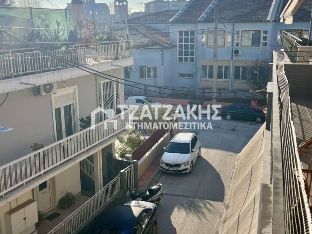 Θέα από μπαλκόνι