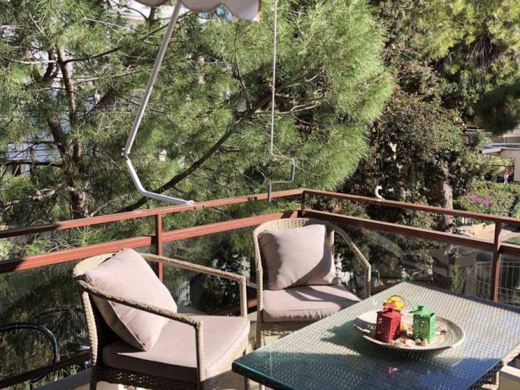 Θέα από μπαλκόνι