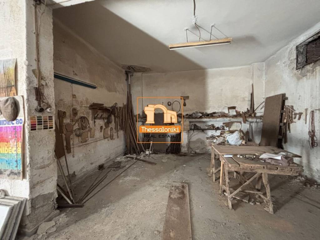 Ροτόντα, Αποθήκη, 150 τ.μ.