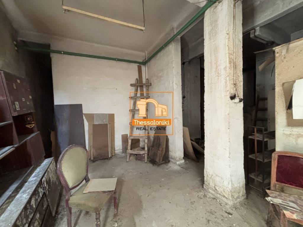 Ροτόντα, Αποθήκη, 150 τ.μ.