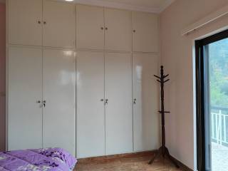 ME MEGALES ENTOICHISMENES NTOYLAPES