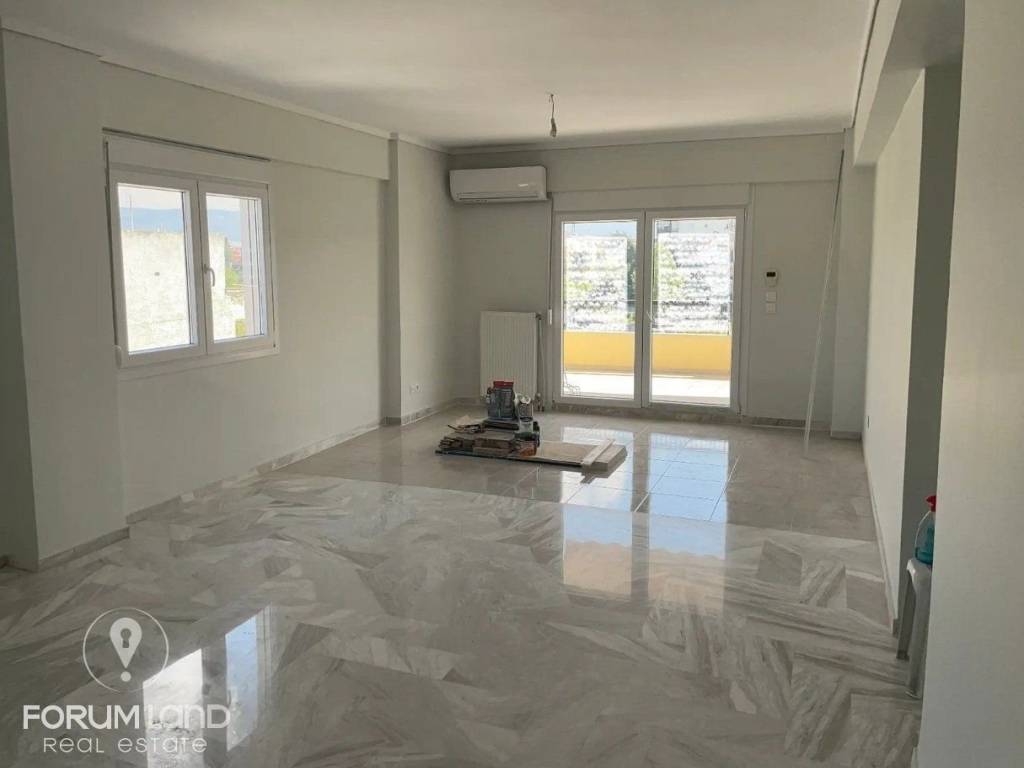 Forumland Real Estate, Καθιστικό