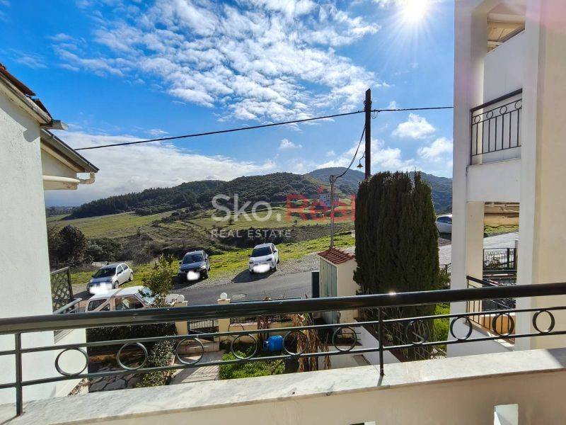 Θέα από μπαλκόνι