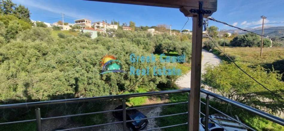 Θέα απο μπαλκόνι