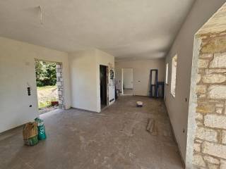 New built stone maisonette