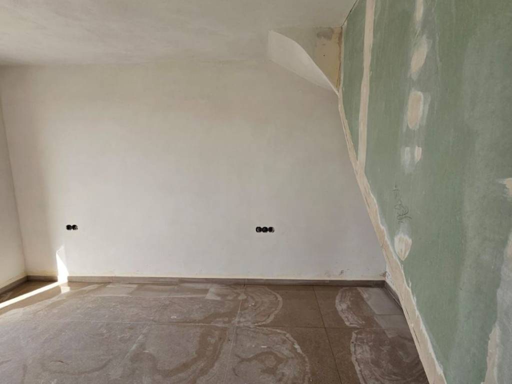 New built stone maisonette