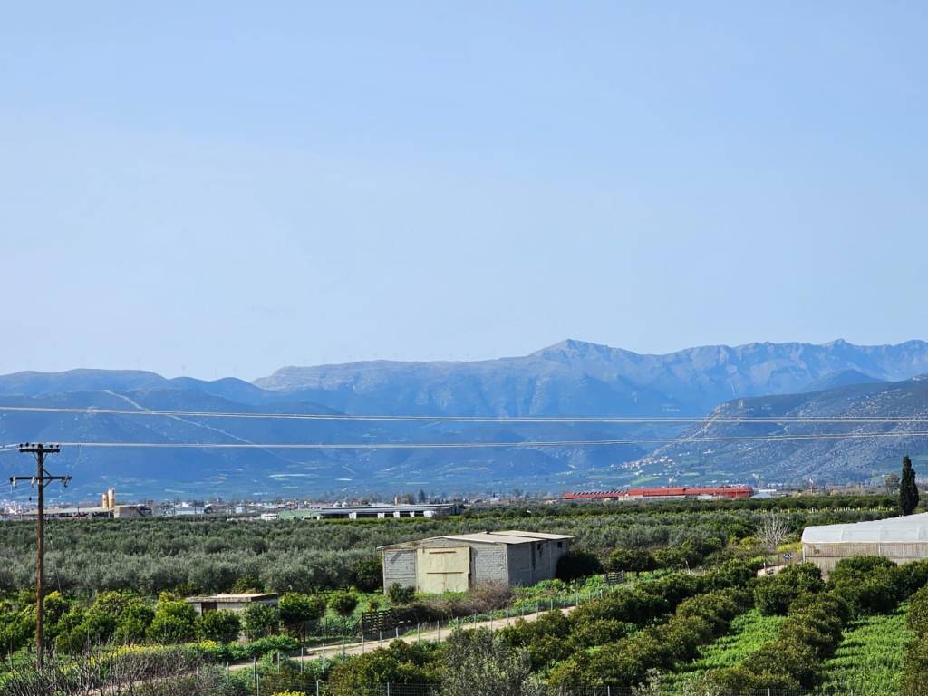 New built stone maisonette