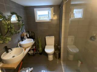 Μπάνιο - Ισόγειο