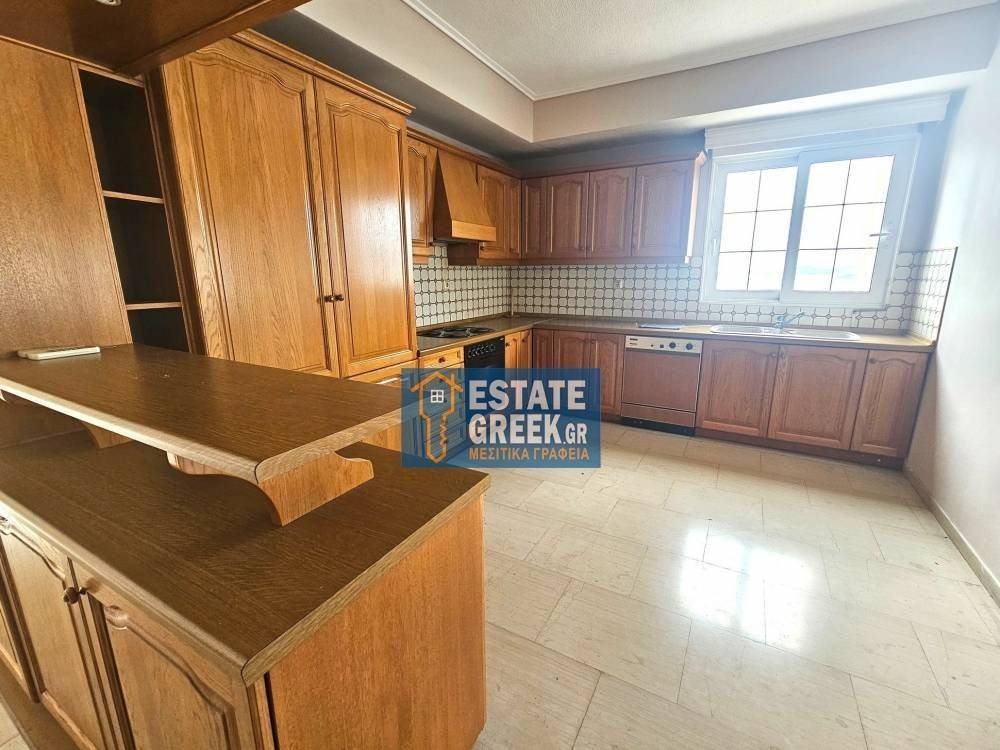 ★ 3 υπνοδωμάτια + 1 δωμάτια ★ Βεράντα 100τμ ★ Με ηλεκτρικές συσκευές ★ 2 κουζίνες ★ 