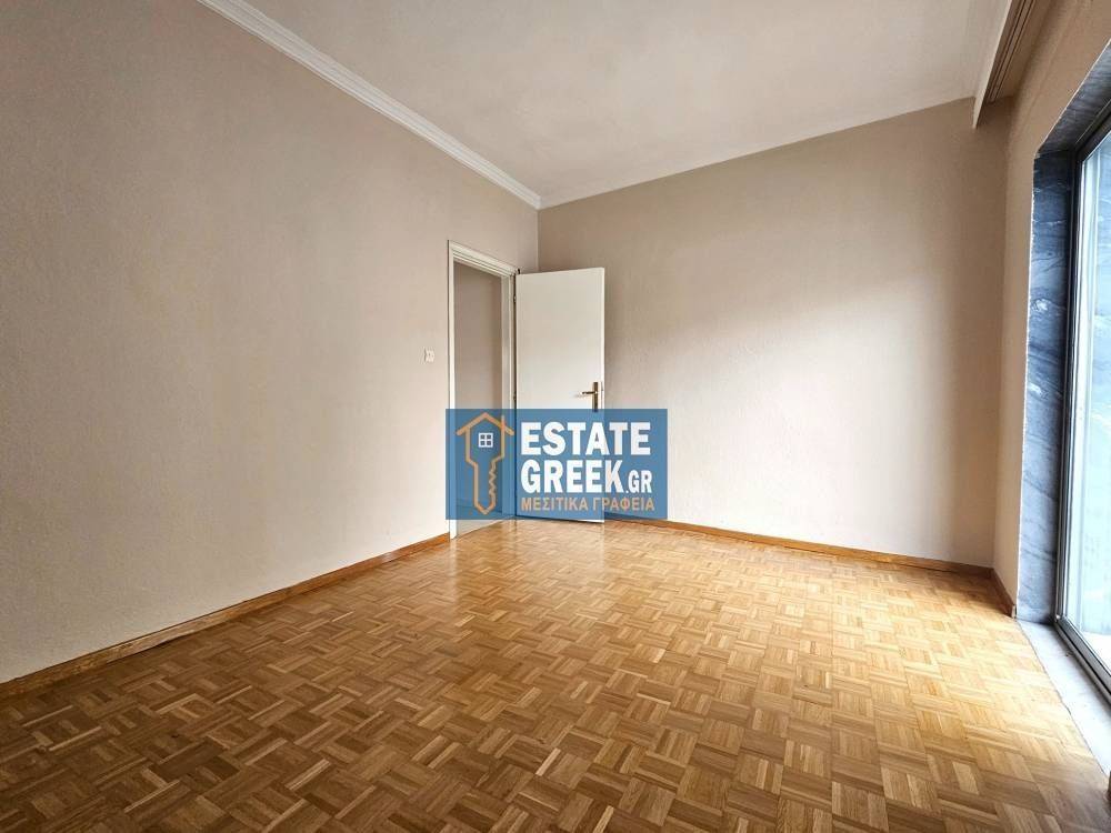 ★ 3 υπνοδωμάτια + 1 δωμάτια ★ Βεράντα 100τμ ★ Με ηλεκτρικές συσκευές ★ 2 κουζίνες ★ 