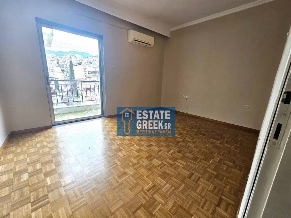 ★ 3 υπνοδωμάτια + 1 δωμάτια ★ Βεράντα 100τμ ★ Με ηλεκτρικές συσκευές ★ 2 κουζίνες ★ 