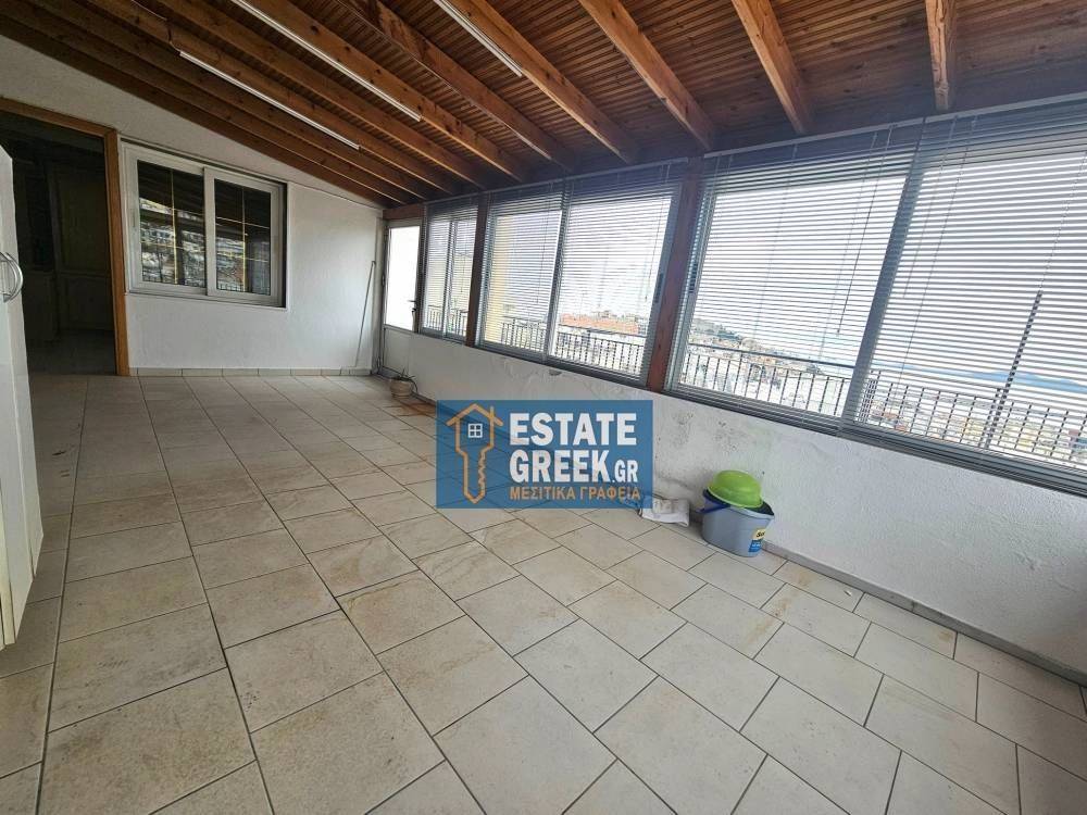 ★ 3 υπνοδωμάτια + 1 δωμάτια ★ Βεράντα 100τμ ★ Με ηλεκτρικές συσκευές ★ 2 κουζίνες ★ 