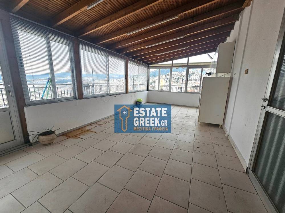 ★ 3 υπνοδωμάτια + 1 δωμάτια ★ Βεράντα 100τμ ★ Με ηλεκτρικές συσκευές ★ 2 κουζίνες ★ 