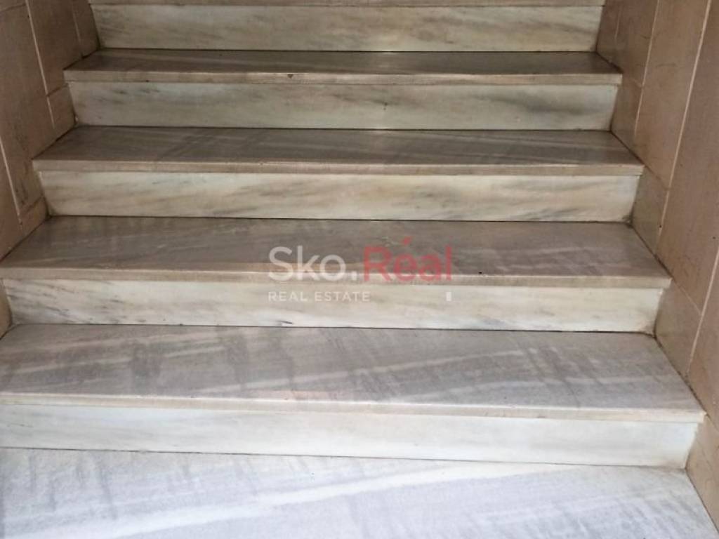 Είσοδος οικοδομής