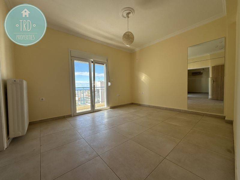 3ο δωμάτιο ή γραφείο ή τραπεζαρία