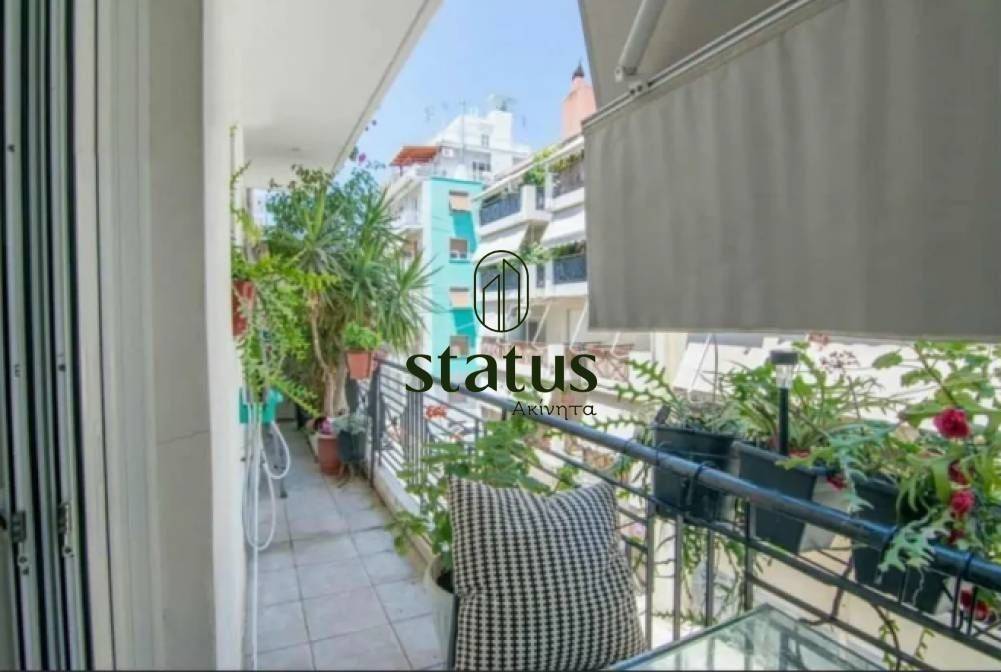 Θέα απο μπαλκόνι