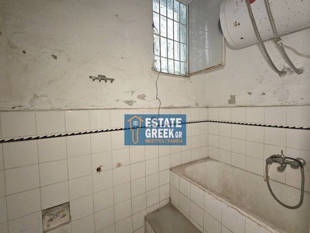  CHREZEI ANAKAINISE  EPENDYTIKO AKINETO  ANEXARTETO 