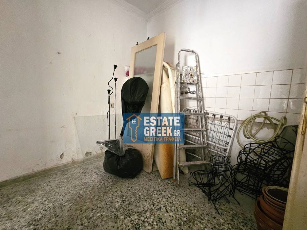  CHREZEI ANAKAINISE  EPENDYTIKO AKINETO  ANEXARTETO 