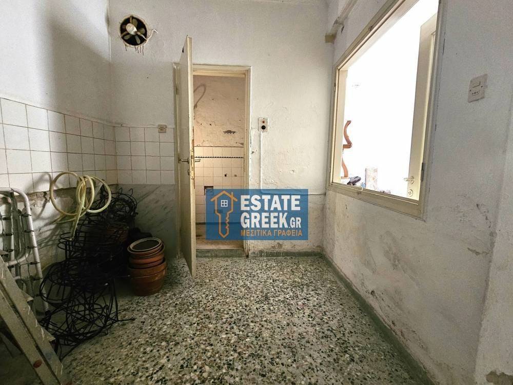  CHREZEI ANAKAINISE  EPENDYTIKO AKINETO  ANEXARTETO 