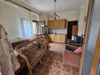 Saloni-koyzina toy xenona sto isogeio